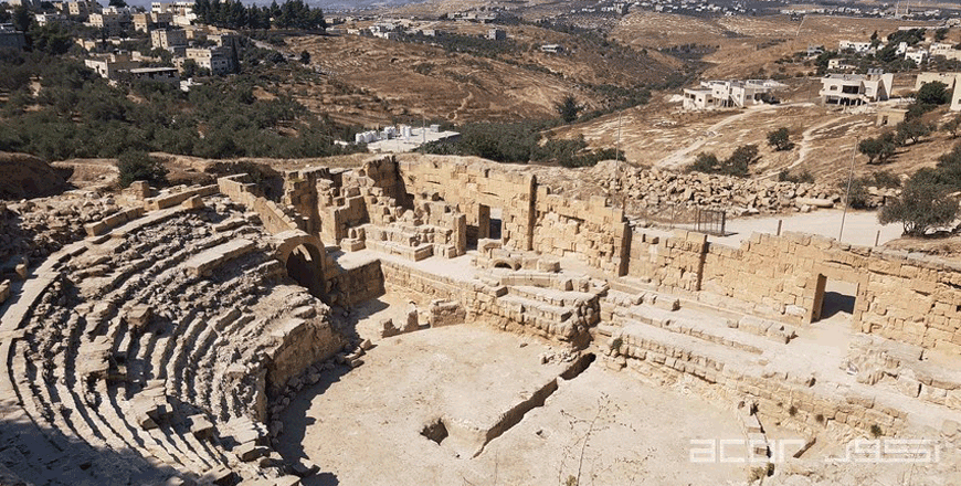 Beit Ras excavations offer glimpse into ancient glass production