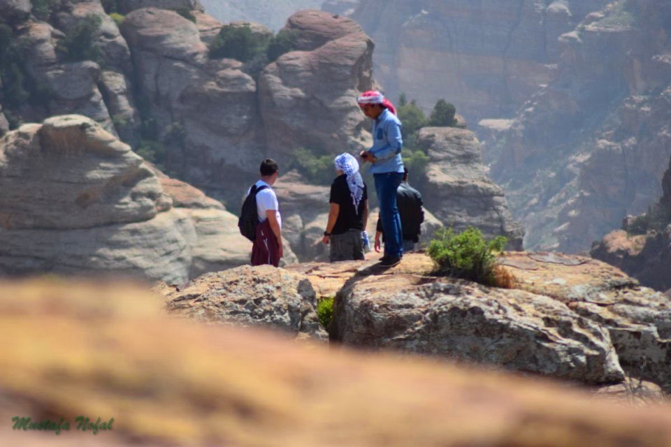 Roundtable takes on social responsibility of archaeologists, restoration